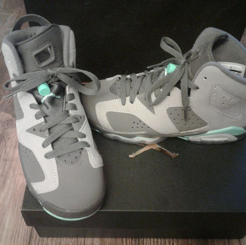 Air Jordan 6 Retro GG